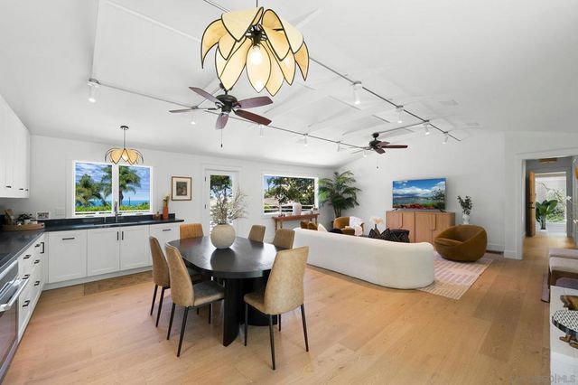 308 10 Glenmont Dr, Solana Beach, CA 92075