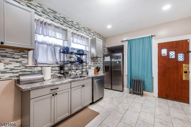 120 N Essex Ave, City Of Orange Twp., NJ 07050