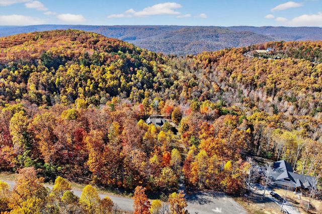 766 Eastridge Pass, Monterey, TN 38574