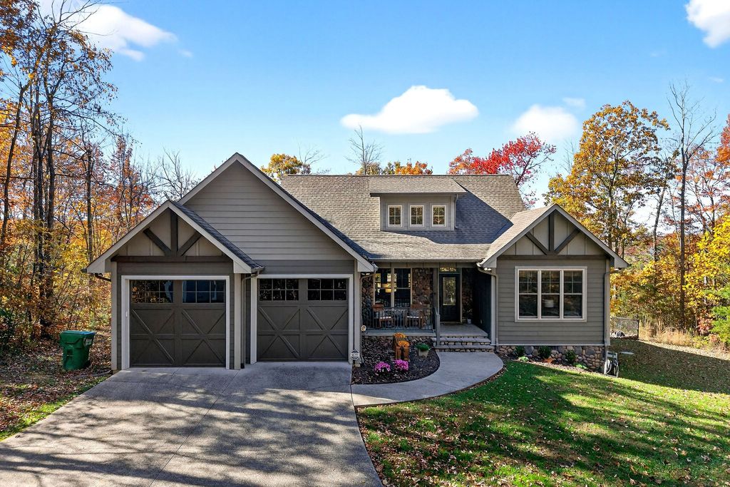 766 Eastridge Pass, Monterey, TN 38574