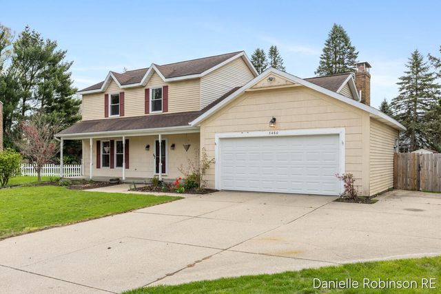 3460 Sunnyhill Street NE, Rockford, MI 49341