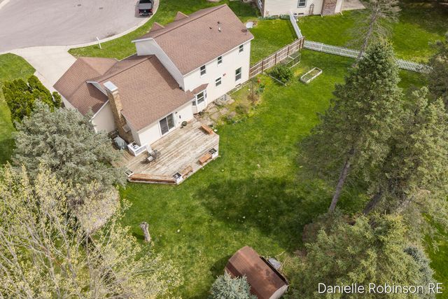 3460 Sunnyhill Street NE, Rockford, MI 49341