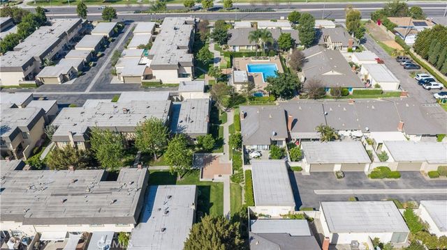 936 S Pearwood, Anaheim, CA 92806