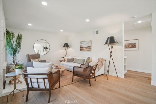 936 S Pearwood, Anaheim, CA 92806