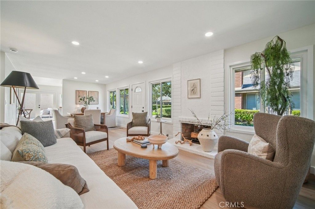 936 S Pearwood, Anaheim, CA 92806