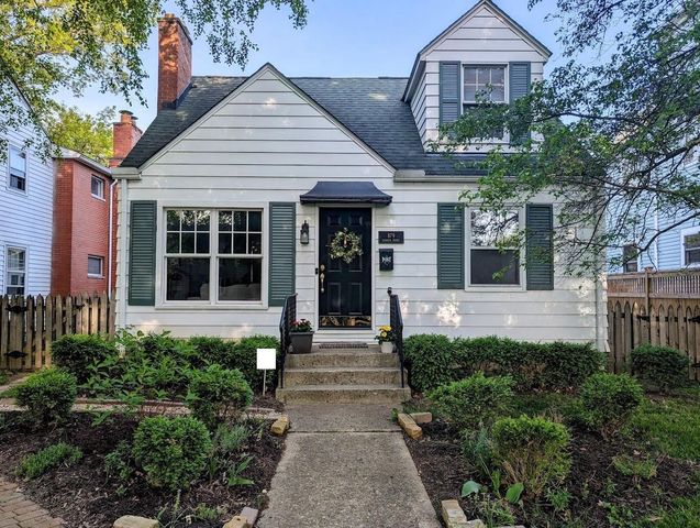 879 Grandon Avenue, Columbus, OH 43209