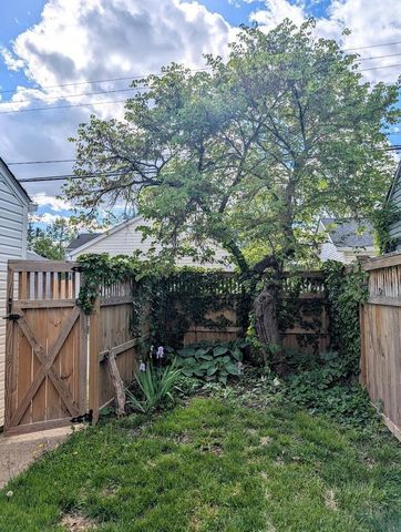 879 Grandon Avenue, Columbus, OH 43209