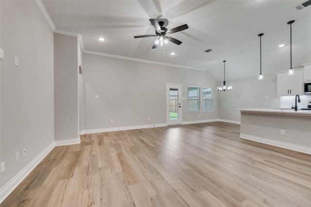 808 Hardaway Drive, Greenville, TX 75402