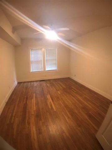 2710 Whitis Ave B, Austin, TX 78705