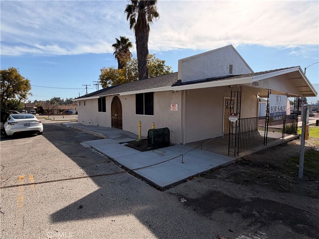 30830 Riverside Drive, Lake Elsinore, CA 92530 — exterior