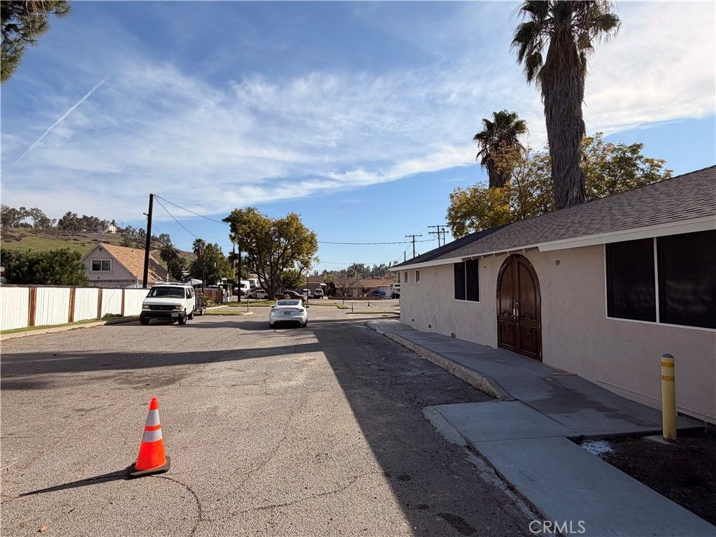 30830 Riverside Drive, Lake Elsinore, CA 92530 — photo 3
