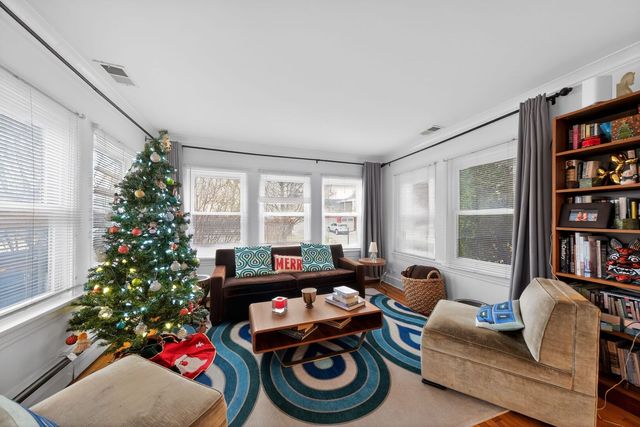 979 Vine Street, Winnetka, IL 60093