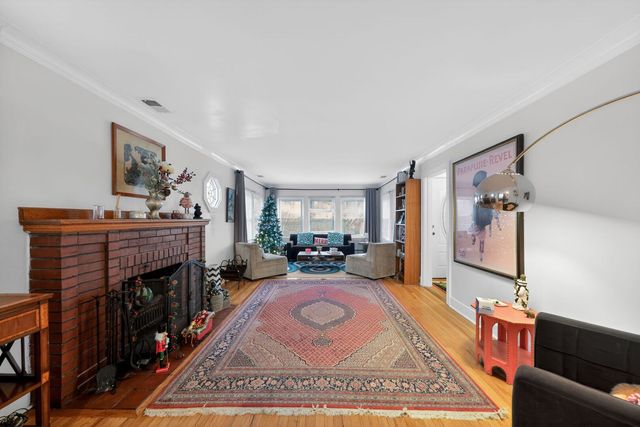 979 Vine Street, Winnetka, IL 60093