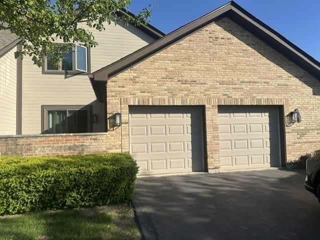 1767 Pebble Beach Drive, Hoffman Estates, IL 60169