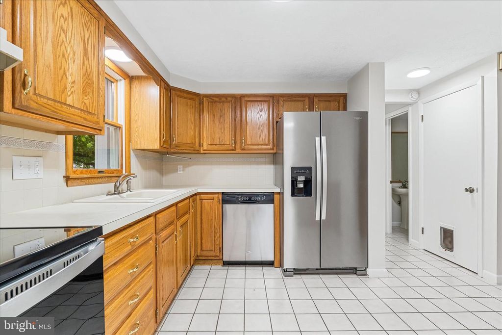 Image 14 of property listing at 7001 SLATE CT, Middletown, MD 21769