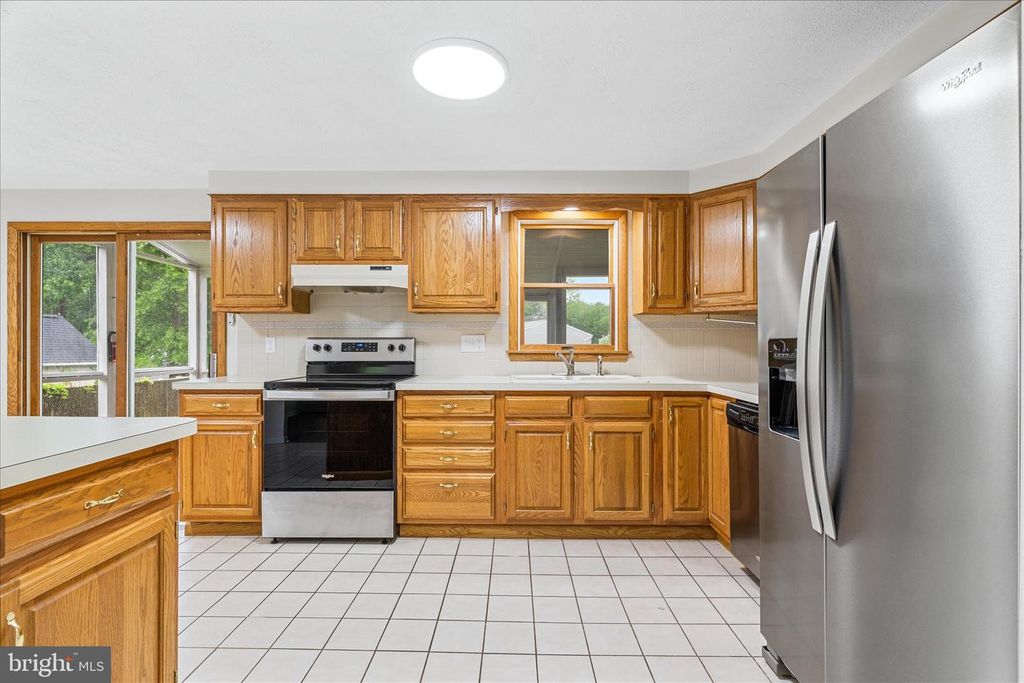 Image 16 of property listing at 7001 SLATE CT, Middletown, MD 21769