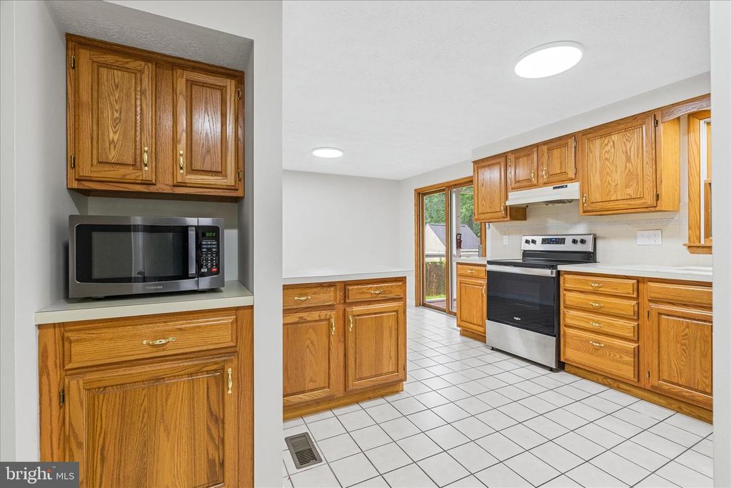 Image 18 of property listing at 7001 SLATE CT, Middletown, MD 21769
