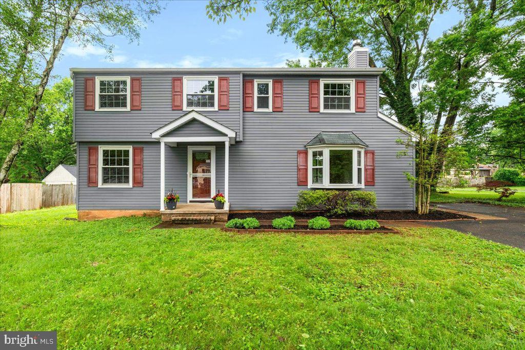 Image 2 of property listing at 7001 SLATE CT, Middletown, MD 21769