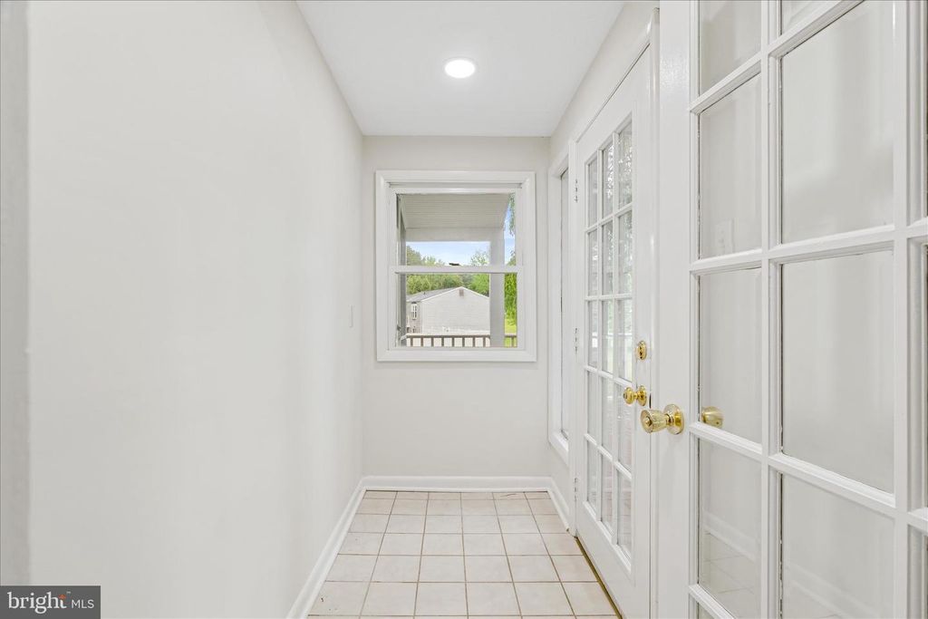Image 21 of property listing at 7001 SLATE CT, Middletown, MD 21769
