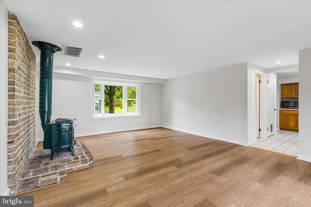 Image 25 of property listing at 7001 SLATE CT, Middletown, MD 21769