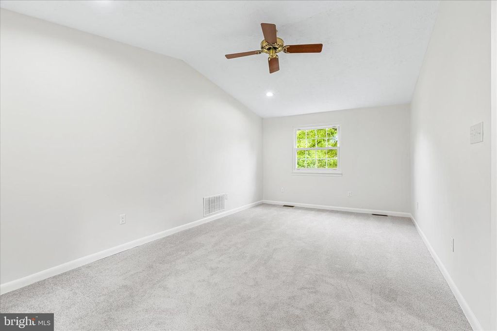 Image 29 of property listing at 7001 SLATE CT, Middletown, MD 21769