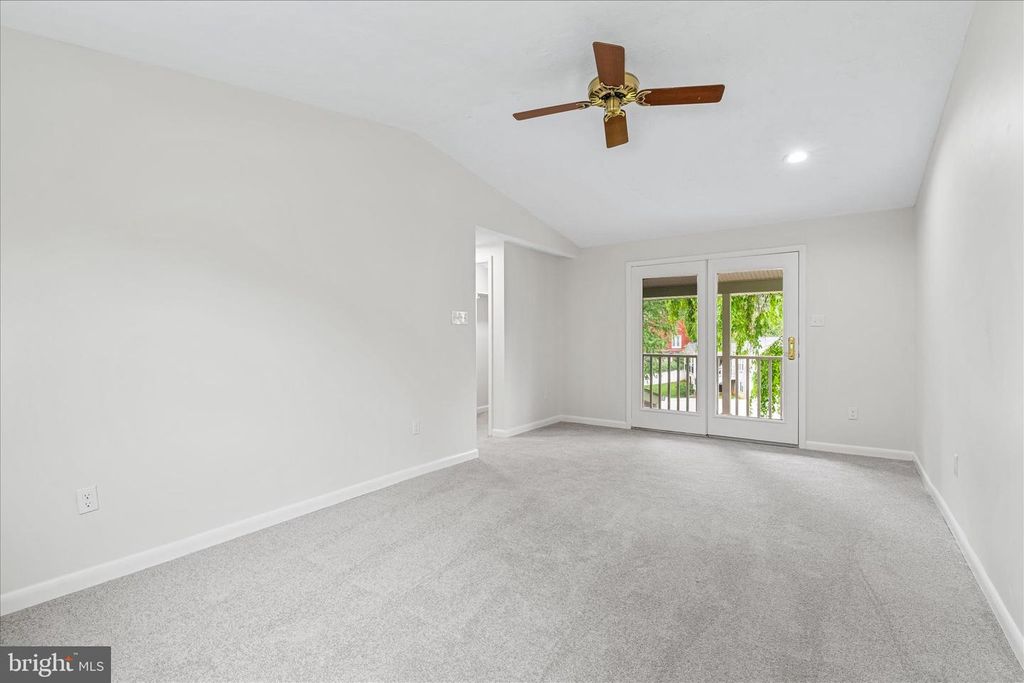 Image 31 of property listing at 7001 SLATE CT, Middletown, MD 21769