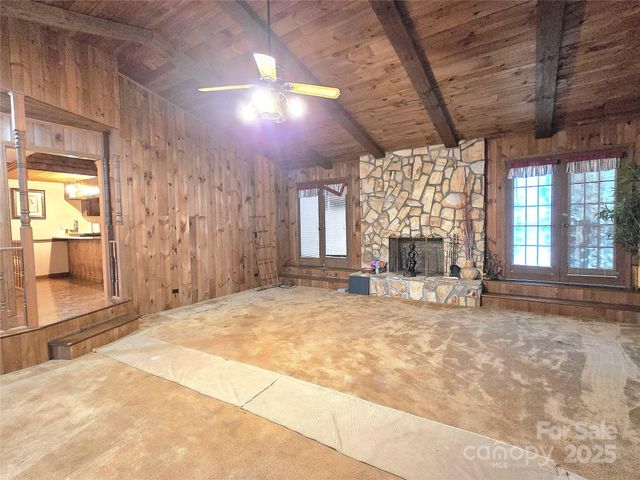 7141 Knobs Landing, Connelly Springs, NC 28612