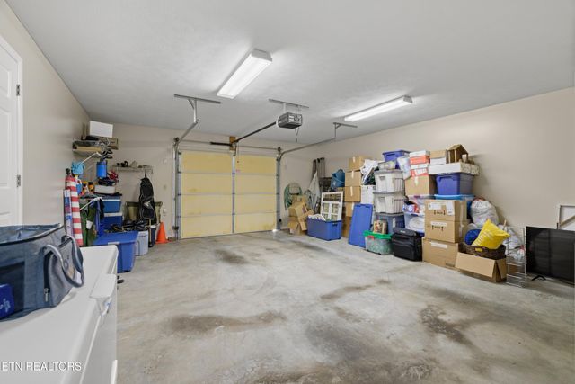 4705 E Hampton Blvd, Morristown, TN 37813