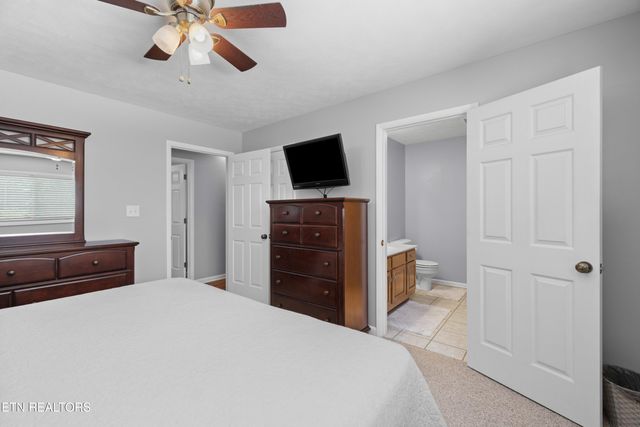 4705 E Hampton Blvd, Morristown, TN 37813