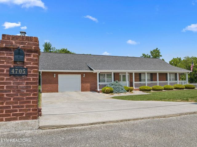 4705 E Hampton Blvd, Morristown, TN 37813