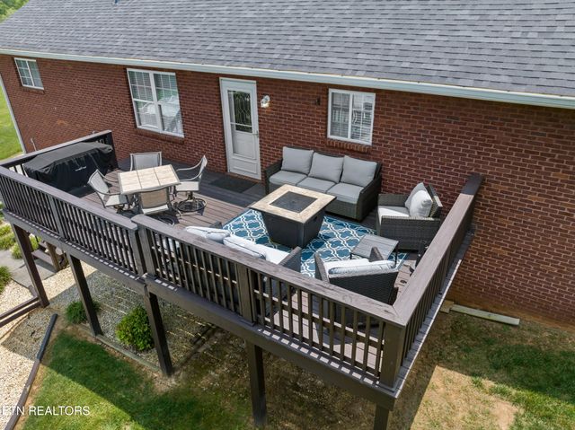 4705 E Hampton Blvd, Morristown, TN 37813