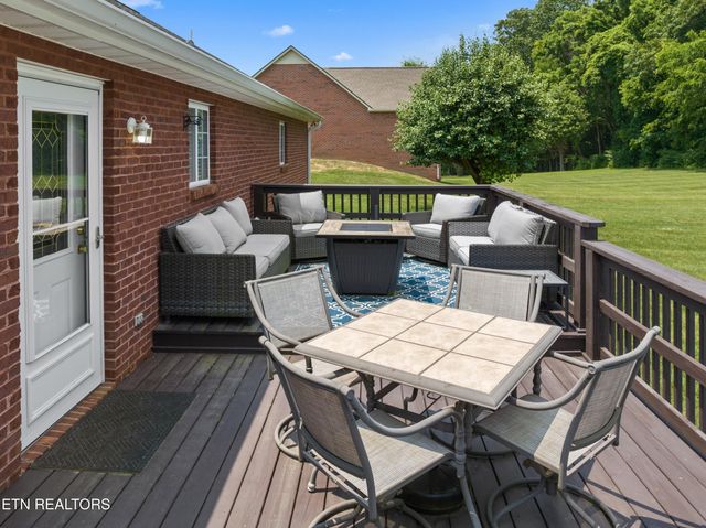 4705 E Hampton Blvd, Morristown, TN 37813