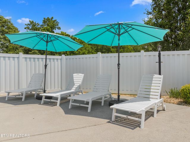 4705 E Hampton Blvd, Morristown, TN 37813