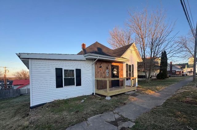 115 Woodward Avenue, Brooksville, KY 41004