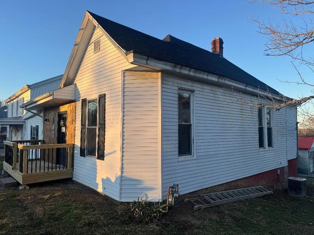 115 Woodward Avenue, Brooksville, KY 41004