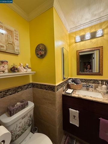 1036 Oak Grove Rd 105, Concord, CA 94518