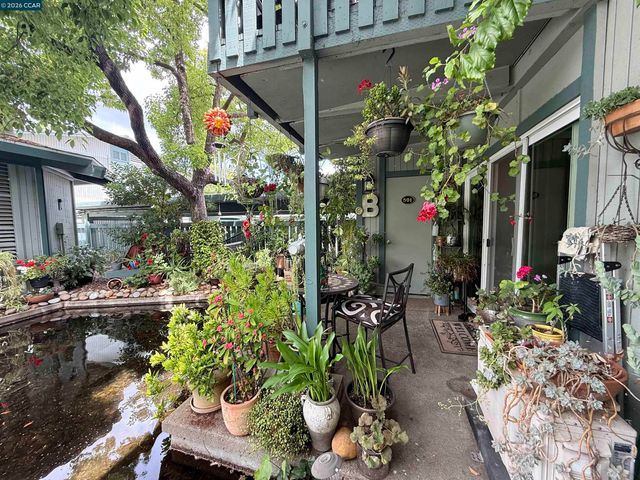 1036 Oak Grove Rd 105, Concord, CA 94518