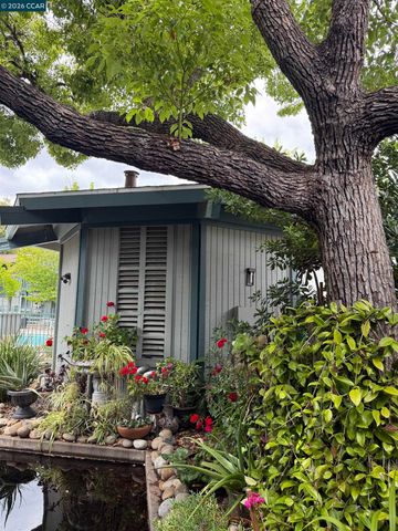 1036 Oak Grove Rd 105, Concord, CA 94518