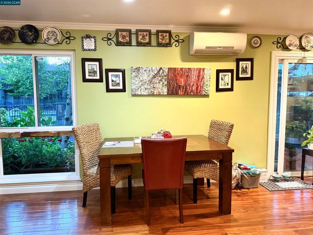 1036 Oak Grove Rd 105, Concord, CA 94518