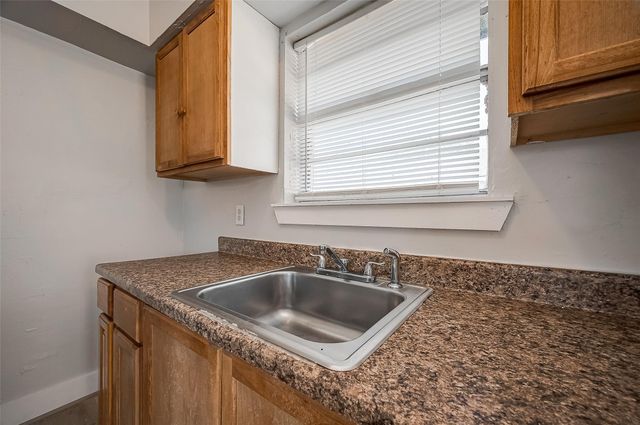 8814 Manus Street 5, Houston, TX 77093