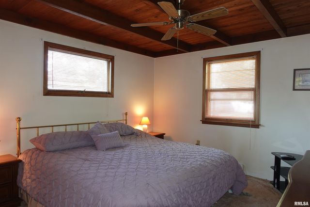 1450 BRIDGE Avenue, Galesburg, IL 61401