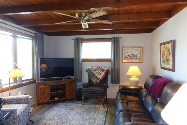 1450 BRIDGE Avenue, Galesburg, IL 61401