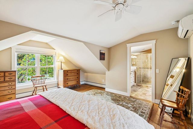 299 Mountain Road, Stowe, VT 05672