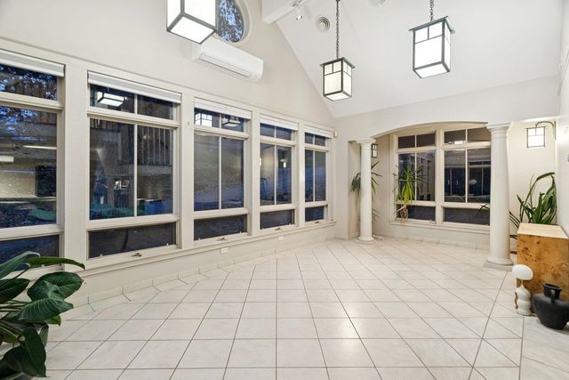 299 Mountain Road, Stowe, VT 05672