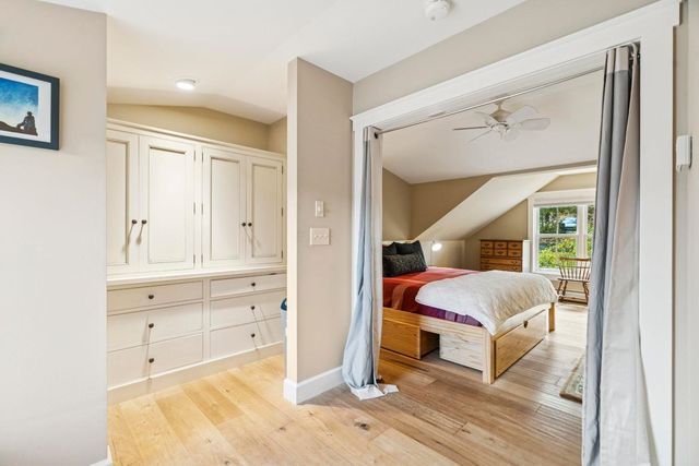 299 Mountain Road, Stowe, VT 05672