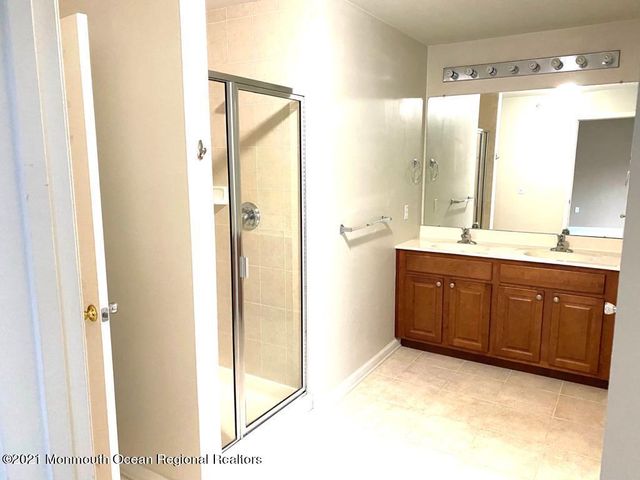 1091 Morning Glory Drive 1091, Monroe, NJ 08831