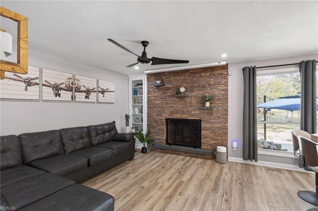 403 Holloway DR, Portsmouth, VA 23701