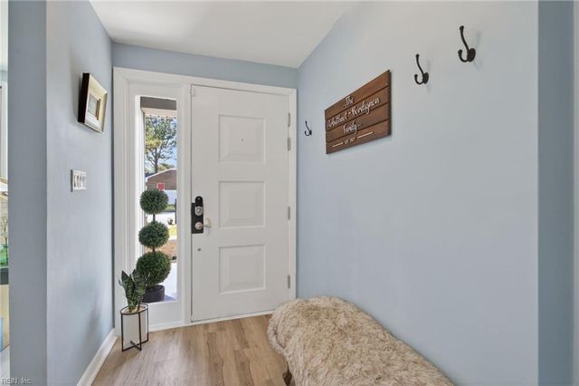 403 Holloway DR, Portsmouth, VA 23701