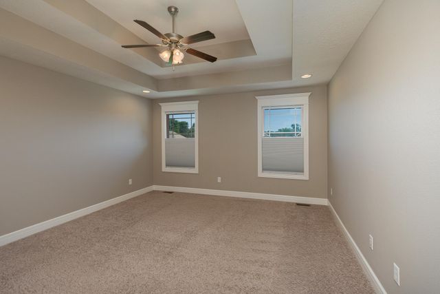 5055 E Farm Road 122, Springfield, MO 65802