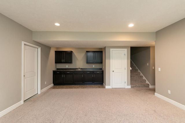 5055 E Farm Road 122, Springfield, MO 65802